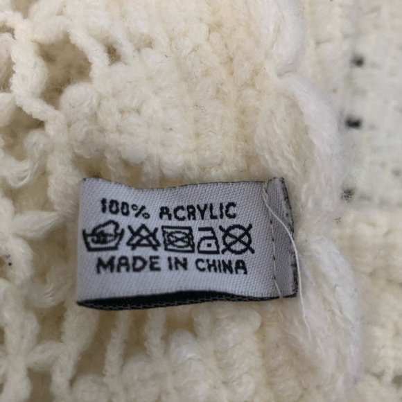 Cream Crocheted Shawl with Fringe - Picture 6 of 6